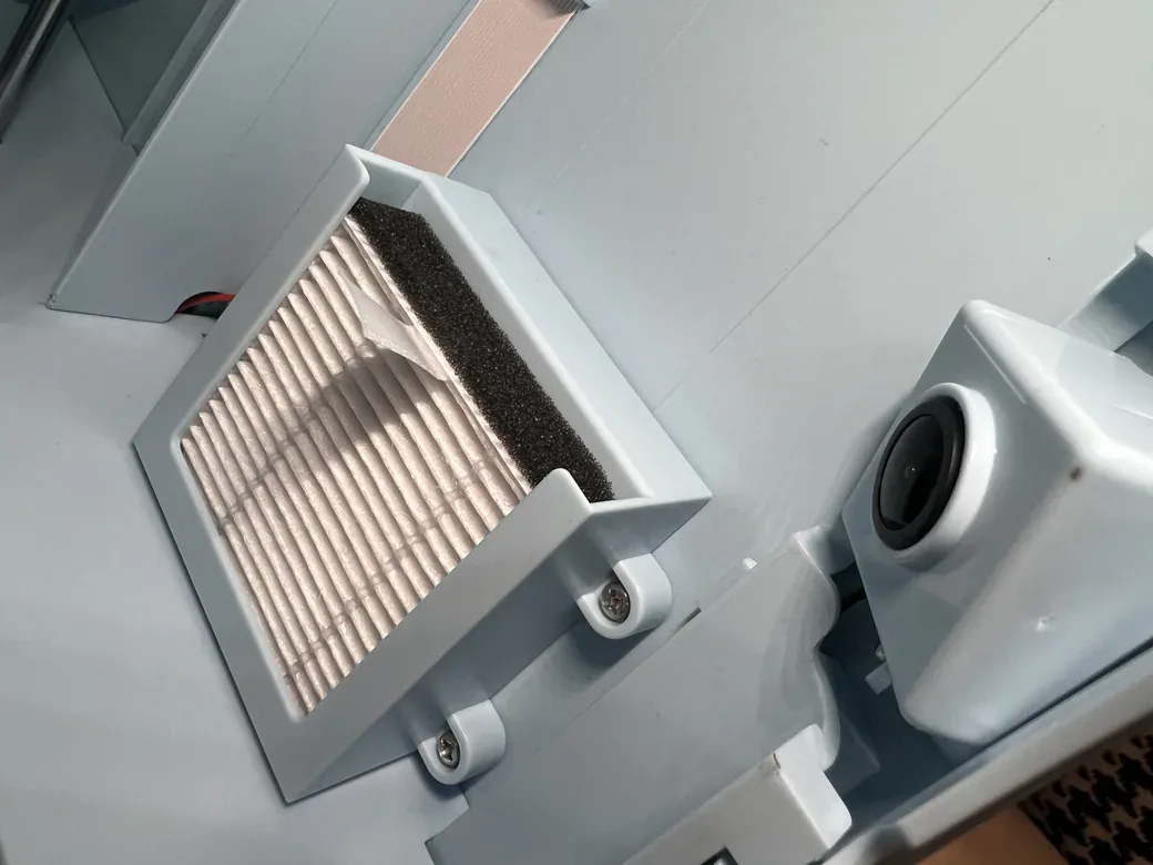 Removable HEPA and activated carbon filter cartridge inside the ugee Funbox