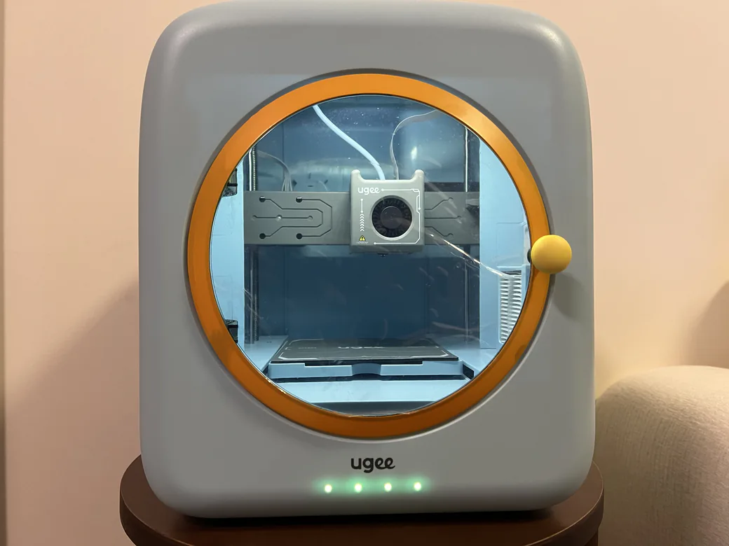 ugee Funbox 3D Printer Review: I Gave It to a 6-Year-Old for a Week 13 ugee funbox indicator lights