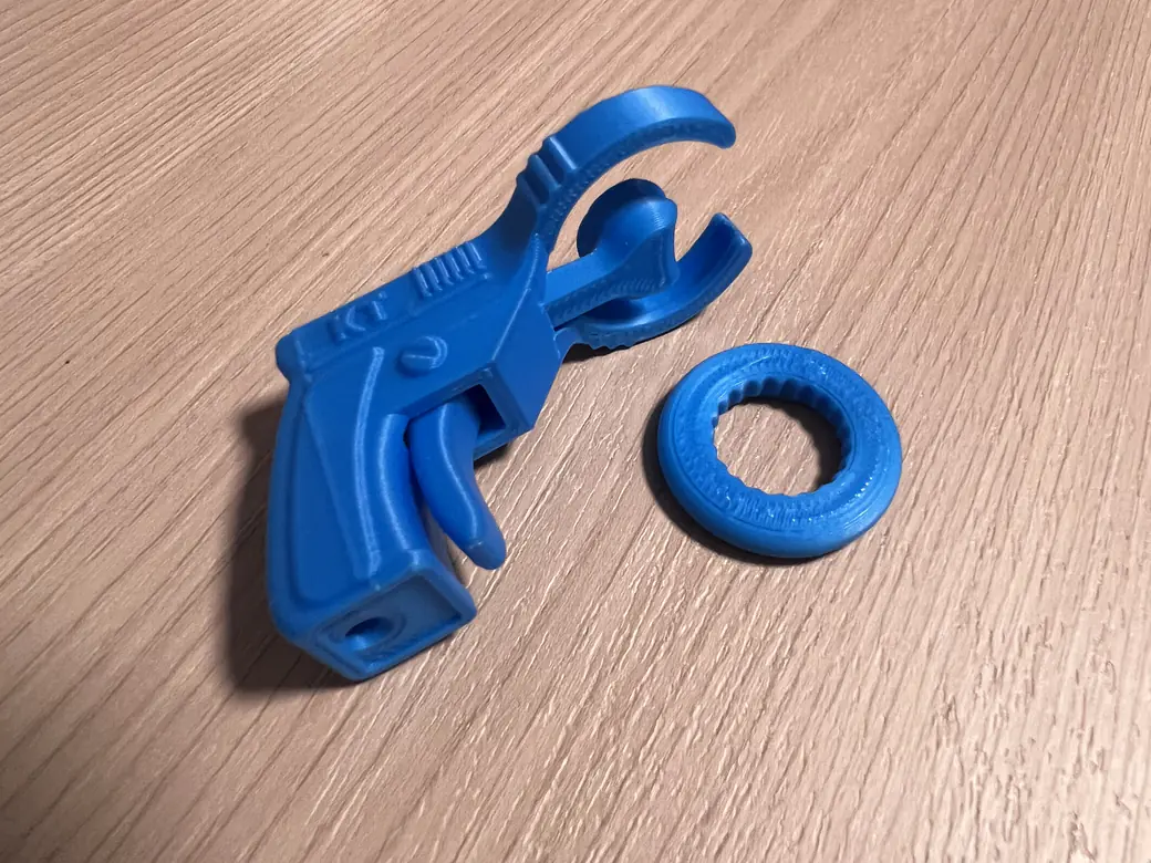 ugee Funbox 3D Printer Review: I Gave It to a 6-Year-Old for a Week 21 ugee funbox printed launcher parts