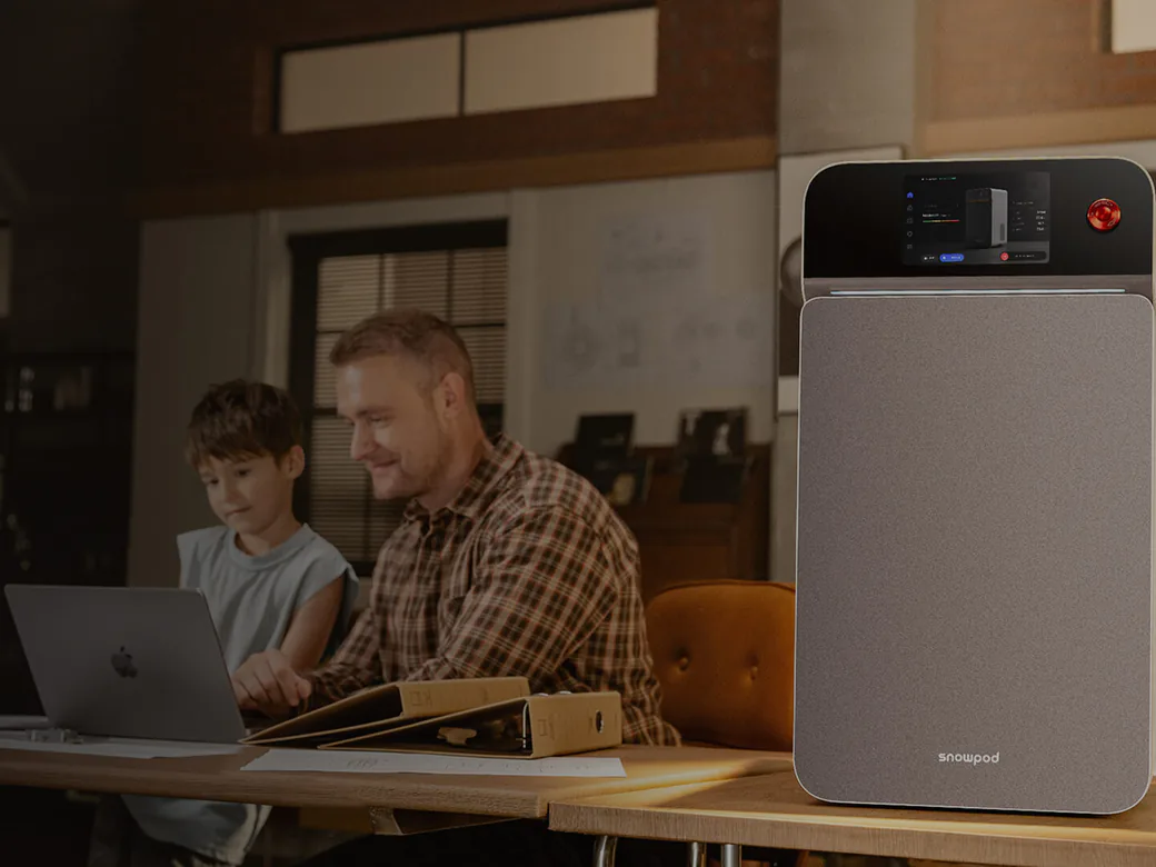 SnowPod Desktop Metal 3D Printer: SnowX Targets a Kickstarter Launch in Q4 2026 3 SnowPod desktop metal 3D printer shown on a workshop desk in an official SnowX product image